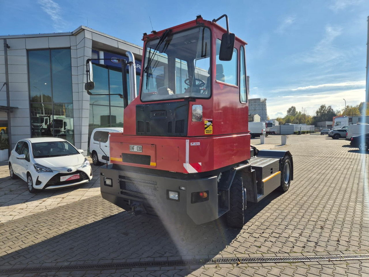 Kalmar TR618i / 1 Owner / LOW KM / Works Great / NEW Tire S - טרקטור מסוף: תמונה 2 Kalmar TR618i / 1 Owner / LOW KM / Works Great / NEW Tire S - טרקטור מסוף: תמונה 2