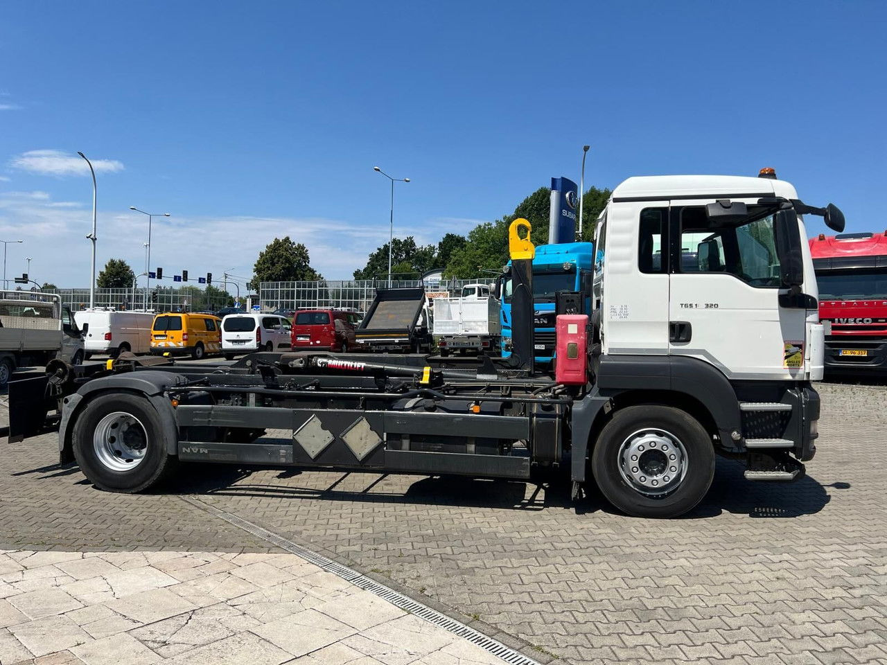 MAN TGS 18.320 NO Rust / Multilift Joab / BIG Wheelbase - מוביל מכולות/ משאית החלפת גוף: תמונה 4 MAN TGS 18.320 NO Rust / Multilift Joab / BIG Wheelbase - מוביל מכולות/ משאית החלפת גוף: תמונה 4
