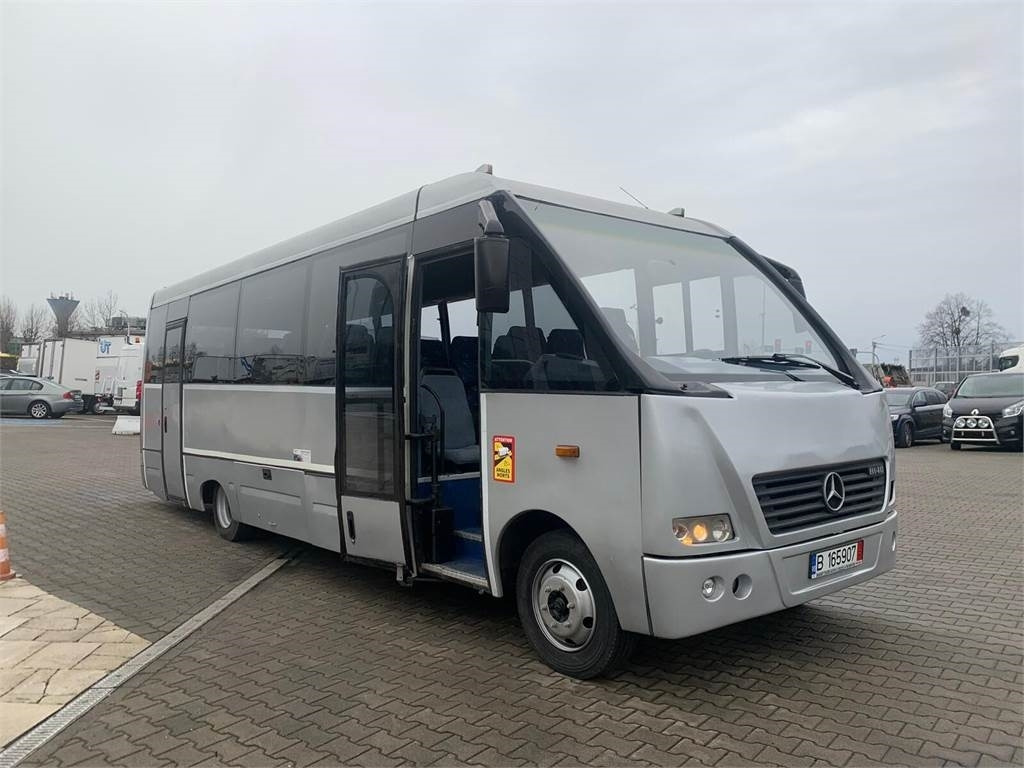 Mercedes-Benz 814D, Mediano, Cibro, Vario,33 seats, E4, Wide Bod - אוטובוס פרברים: תמונה 1 Mercedes-Benz 814D, Mediano, Cibro, Vario,33 seats, E4, Wide Bod - אוטובוס פרברים: תמונה 1