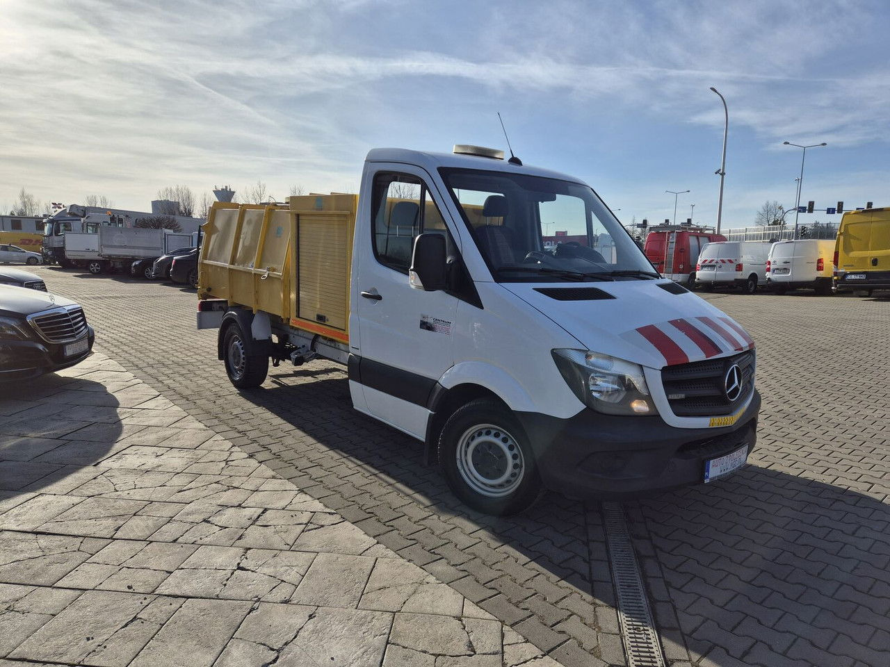 Mercedes-Benz Sprinter 316 CDi Aut. / Hummel HU2 / Webasto / 1 Owner - משאית אשפה: תמונה 5 Mercedes-Benz Sprinter 316 CDi Aut. / Hummel HU2 / Webasto / 1 Owner - משאית אשפה: תמונה 5