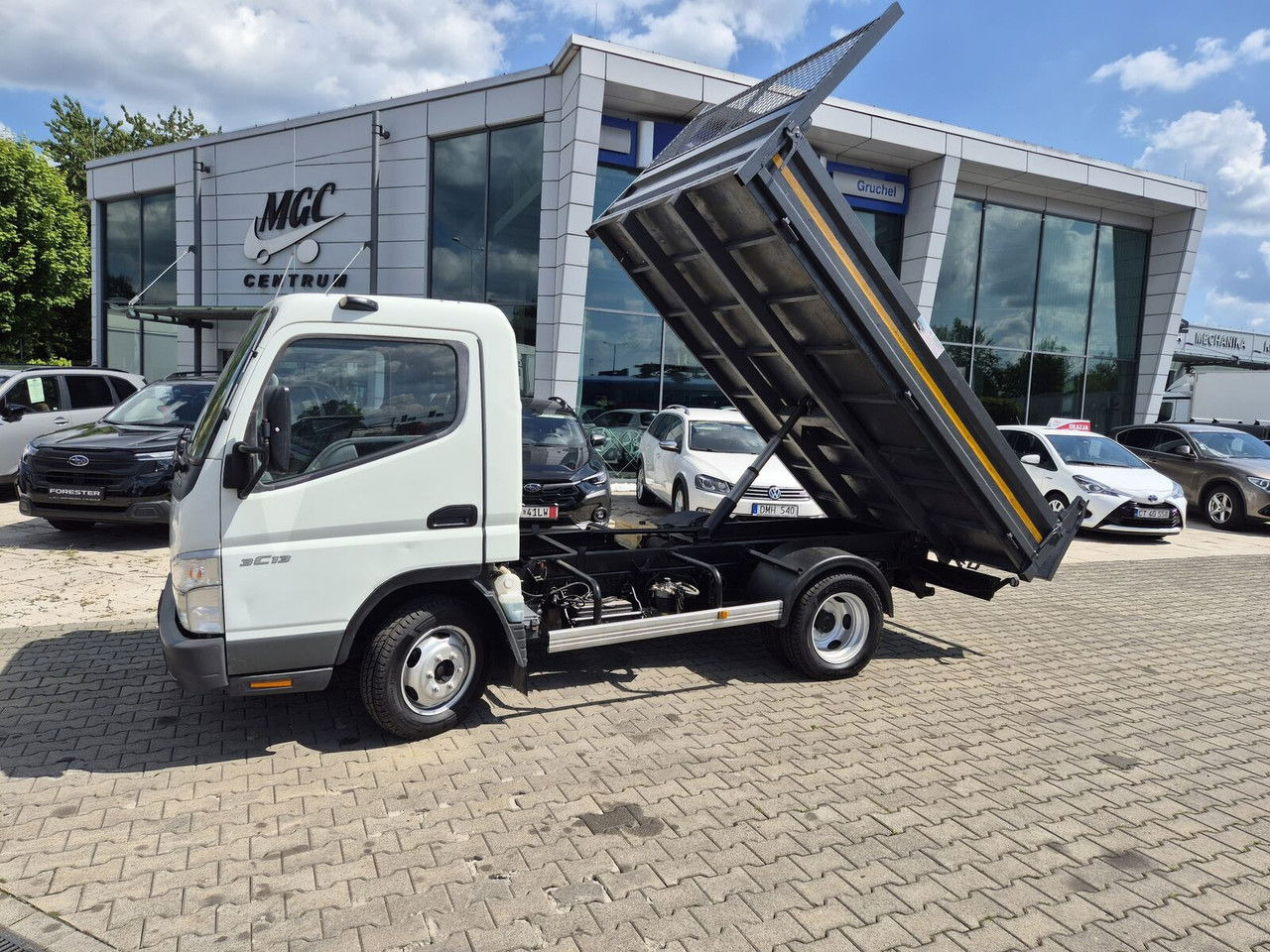 Mitsubishi Canter Fuso 3C13 / Kipper / Only 177TKM / Works Great - מזהיר: תמונה 1 Mitsubishi Canter Fuso 3C13 / Kipper / Only 177TKM / Works Great - מזהיר: תמונה 1