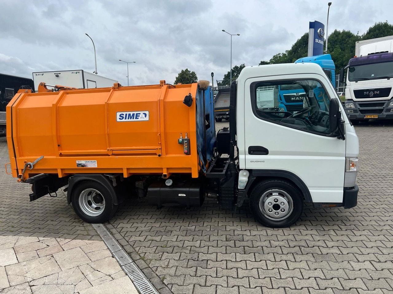 Mitsubishi Canter Fuso 3S13 AMT / Presscontainer / LOW KM / Super Condition - משאית אשפה: תמונה 3 Mitsubishi Canter Fuso 3S13 AMT / Presscontainer / LOW KM / Super Condition - משאית אשפה: תמונה 3