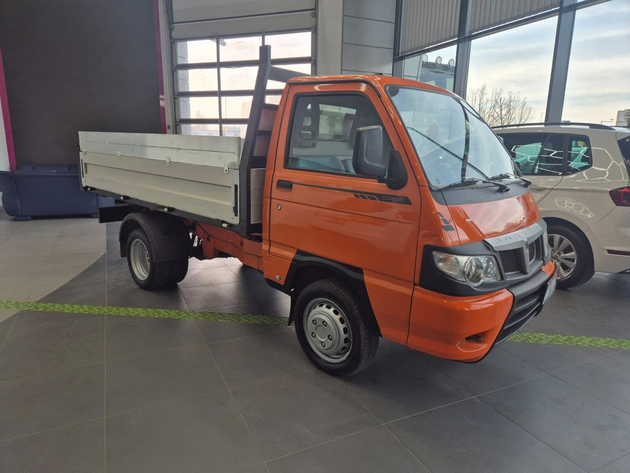 PIAGGIO Porter Maxxi eXtra / Kipper / 1 Owner / LOW KM - כלי רכב מסחרי מזהיר: תמונה 5 PIAGGIO Porter Maxxi eXtra / Kipper / 1 Owner / LOW KM - כלי רכב מסחרי מזהיר: תמונה 5