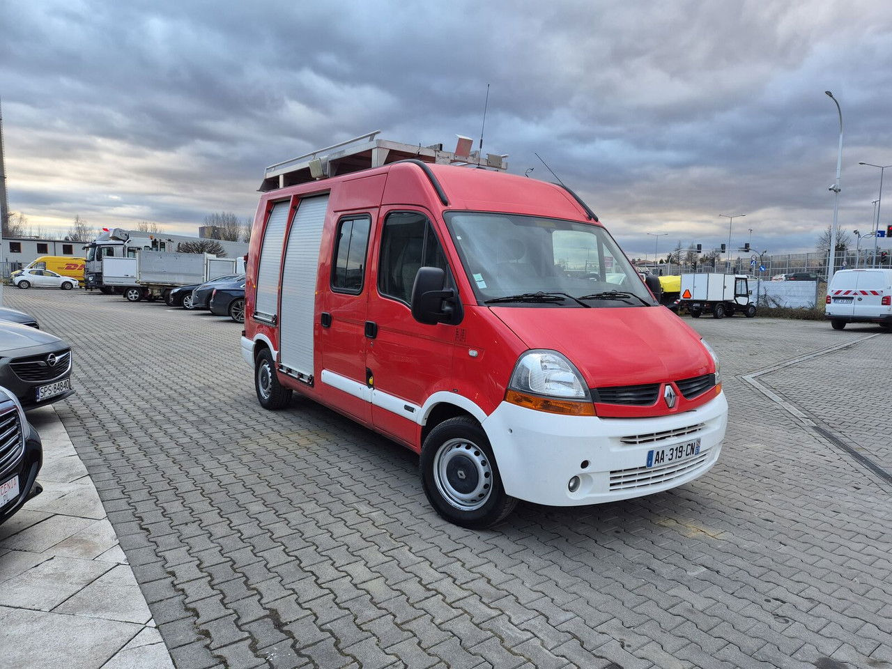 Renault Master 2.5 DCi / Only 25TKM / Like NEW / WE Have 3 THE Same Renault Master 2.5 DCi / Only 25TKM / Like NEW / WE Have 3 THE Same - משאית אש: תמונה 5 Renault Master 2.5 DCi / Only 25TKM / Like NEW / WE Have 3 THE Same Renault Master 2.5 DCi / Only 25TKM / Like NEW / WE Have 3 THE Same - משאית אש: תמונה 5