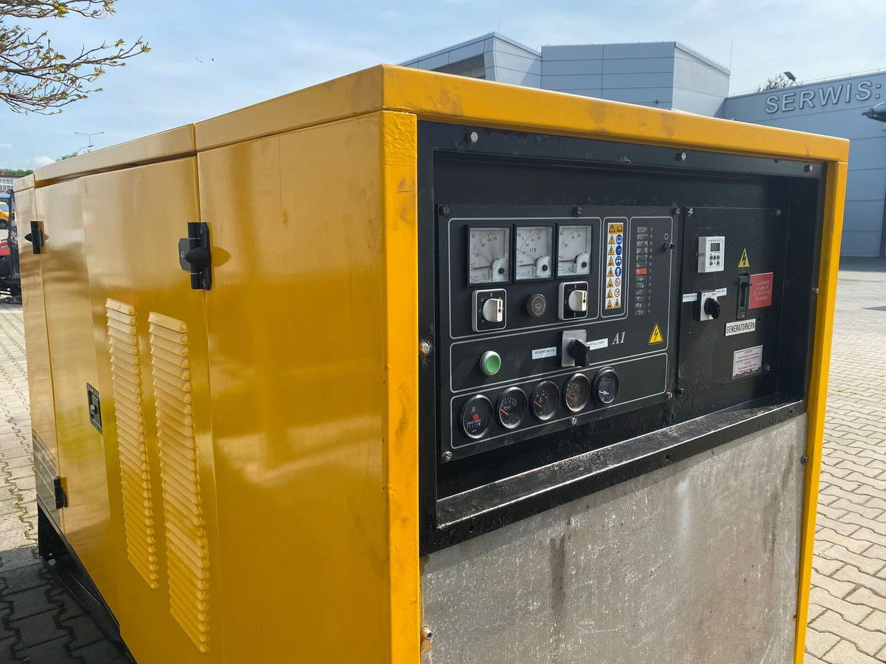 SDMO NS 60 W M, Silent generator 60kVA, 48KW NS 60 W M, Silent generator 60kVA, - ערכת גנרטורים: תמונה 1 SDMO NS 60 W M, Silent generator 60kVA, 48KW NS 60 W M, Silent generator 60kVA, - ערכת גנרטורים: תמונה 1
