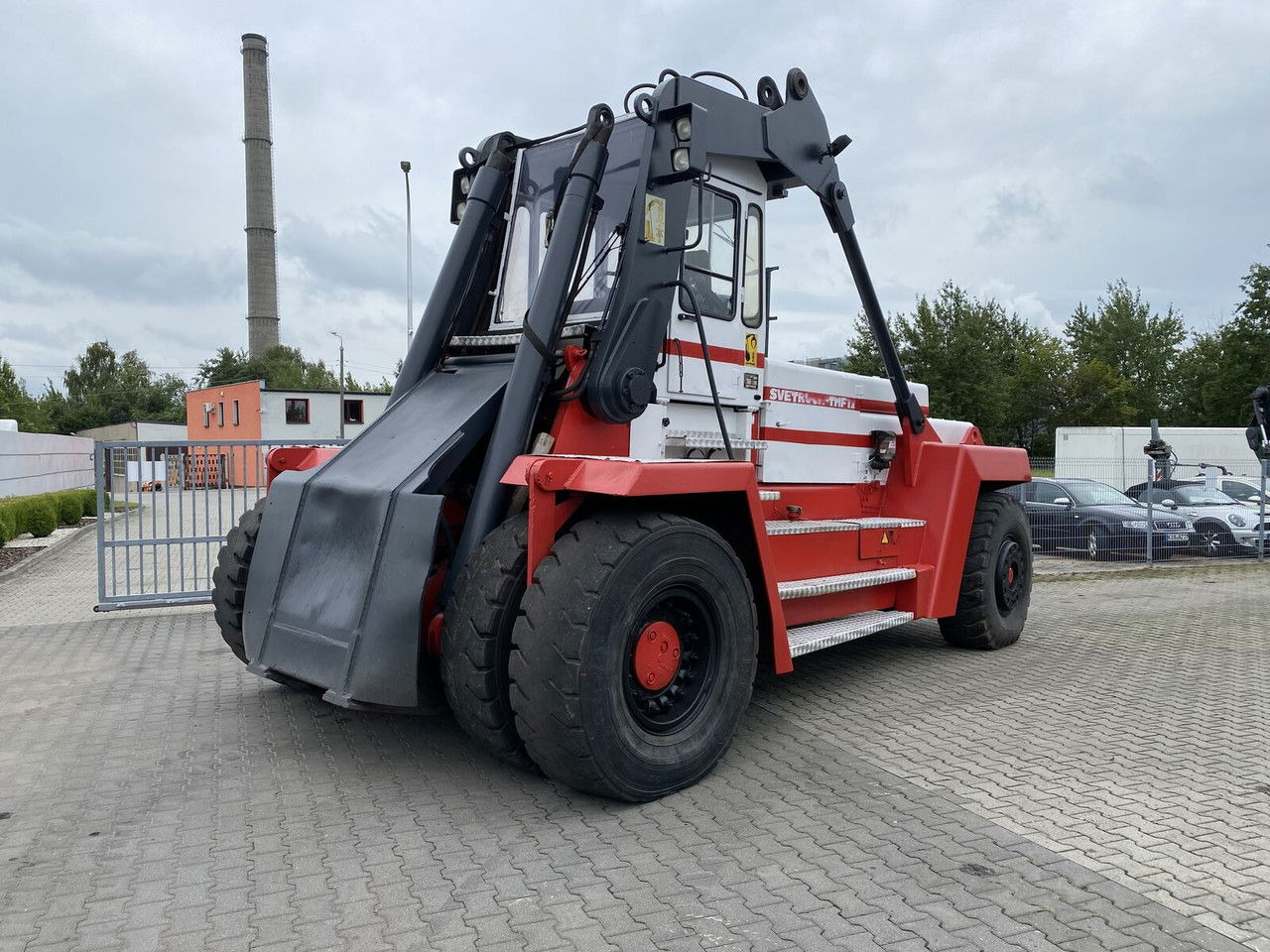 Svetruck TMF 12/9 HB / 1 Owner / Elme Spreader / Wood LOG A RM - מערים הגעה: תמונה 4 Svetruck TMF 12/9 HB / 1 Owner / Elme Spreader / Wood LOG A RM - מערים הגעה: תמונה 4
