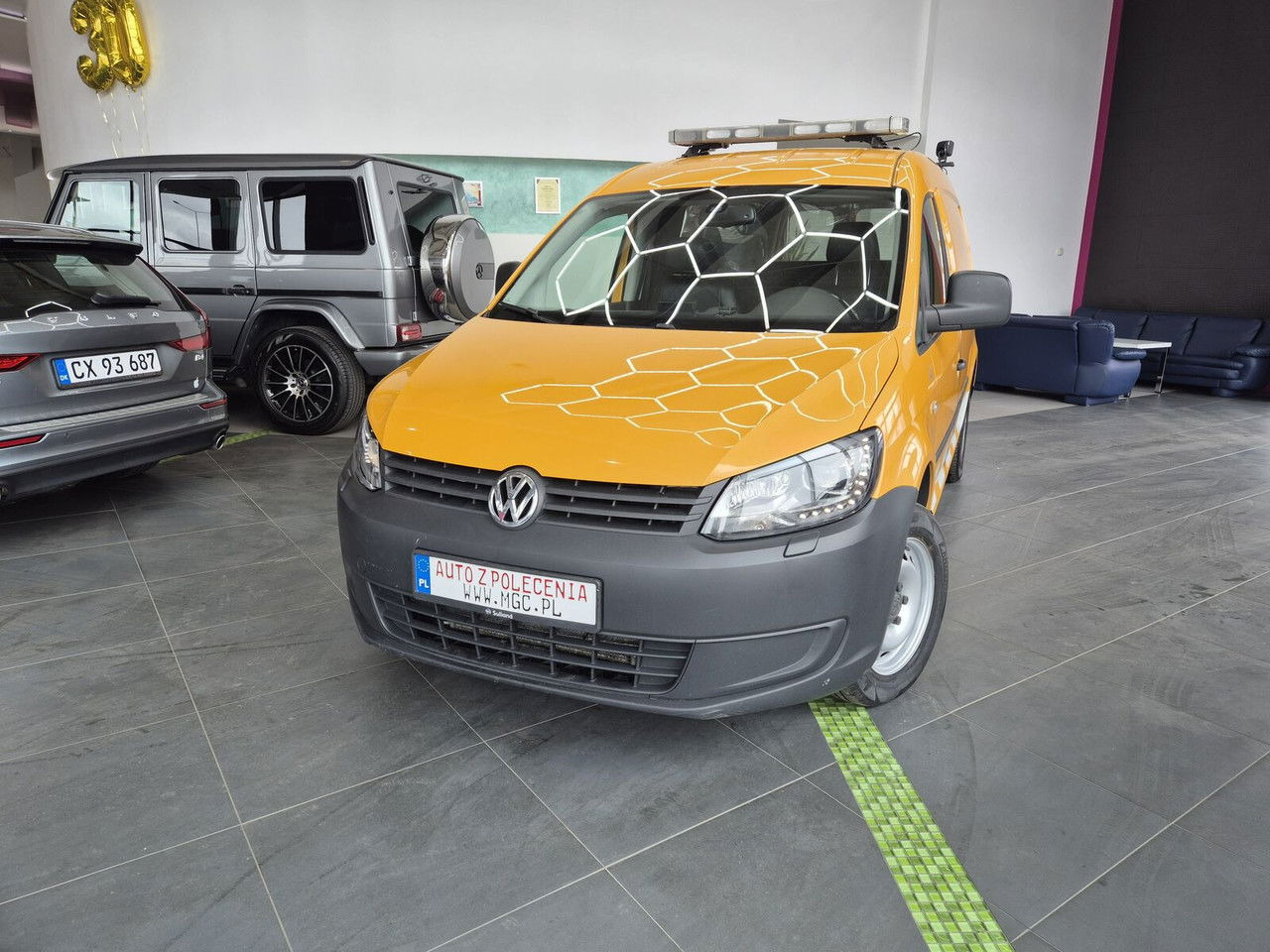 Volkswagen Caddy 2.0 TDi Maxi / 4Motion 4X4 / 1 Owner / Serviced - כלי רכב מסחרי קטן: תמונה 3 Volkswagen Caddy 2.0 TDi Maxi / 4Motion 4X4 / 1 Owner / Serviced - כלי רכב מסחרי קטן: תמונה 3