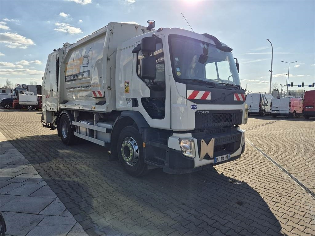 Volvo FE 280 / 13M3 / GEESINKNORBA / EURO 6 / 3 SEATS - משאית אשפה: תמונה 4 Volvo FE 280 / 13M3 / GEESINKNORBA / EURO 6 / 3 SEATS - משאית אשפה: תמונה 4