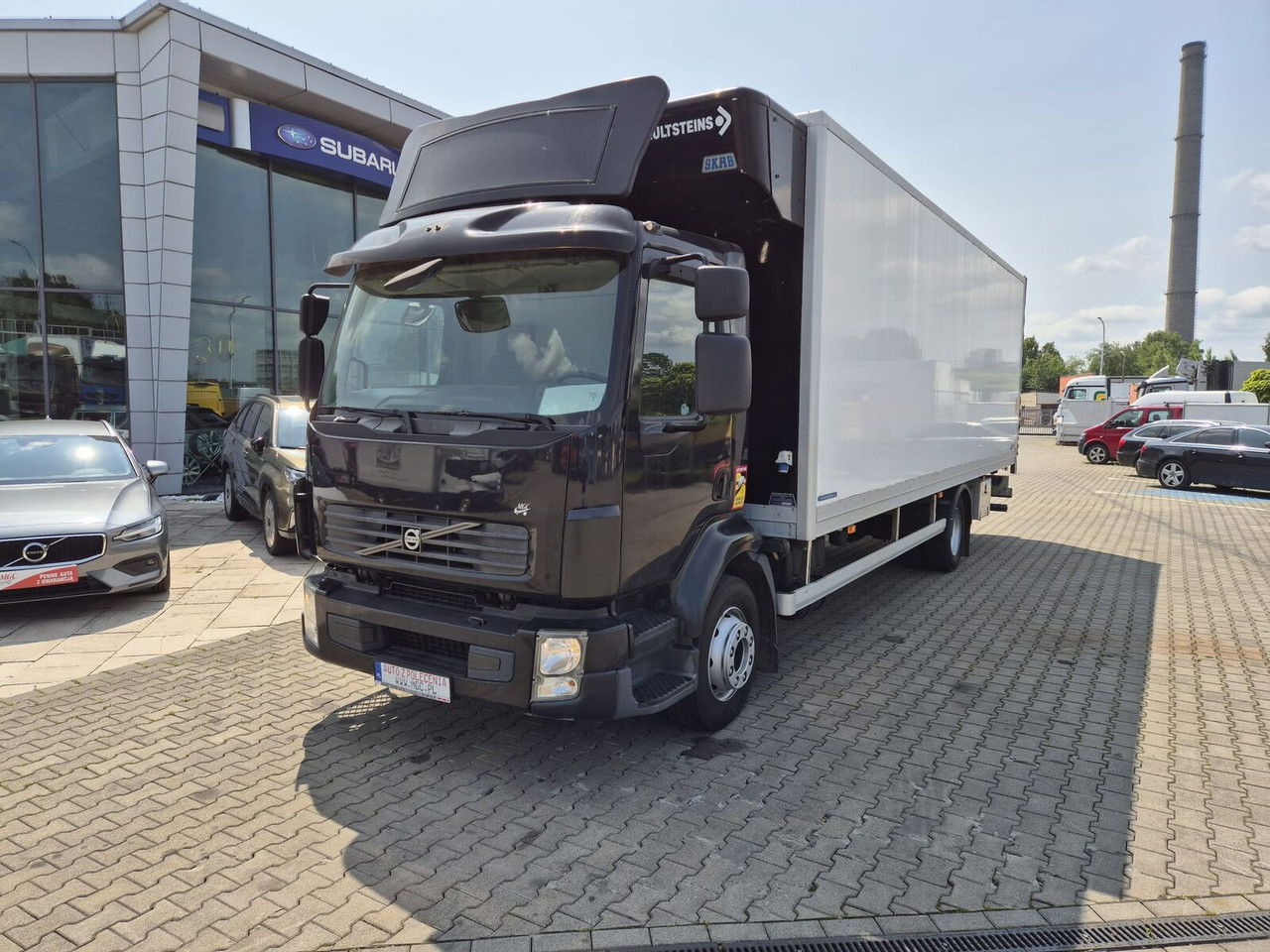 Volvo FL 240 - משאית תיבה: תמונה 2 Volvo FL 240 - משאית תיבה: תמונה 2