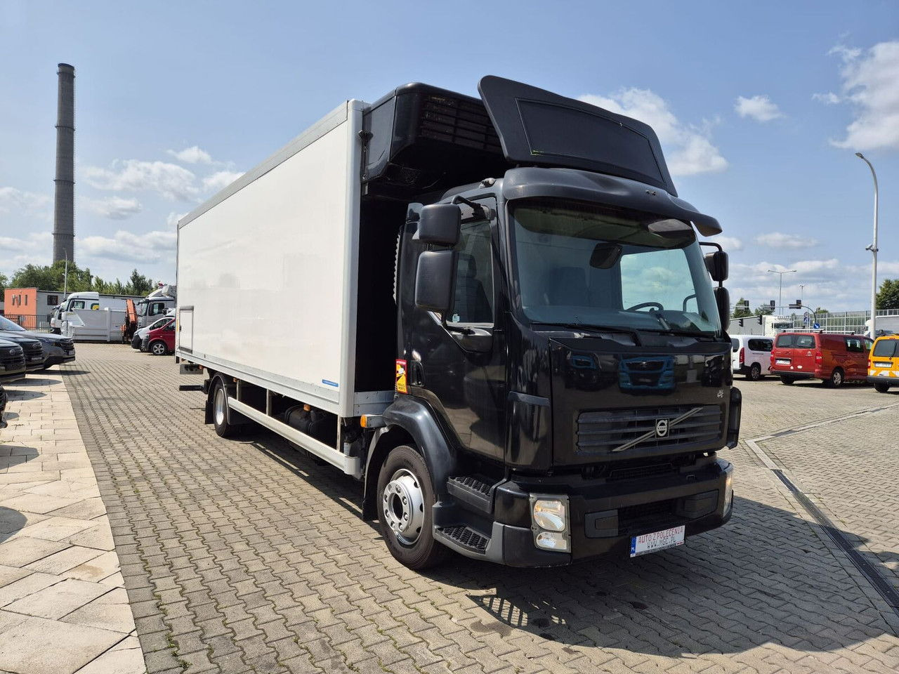 Volvo FL 240 - משאית תיבה: תמונה 5 Volvo FL 240 - משאית תיבה: תמונה 5