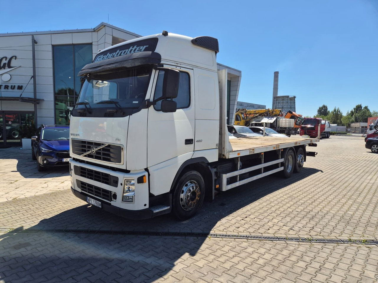Volvo FM 420 1 Owner / Cheap/ After service - משאית צד נופל/ שטוחה: תמונה 1 Volvo FM 420 1 Owner / Cheap/ After service - משאית צד נופל/ שטוחה: תמונה 1