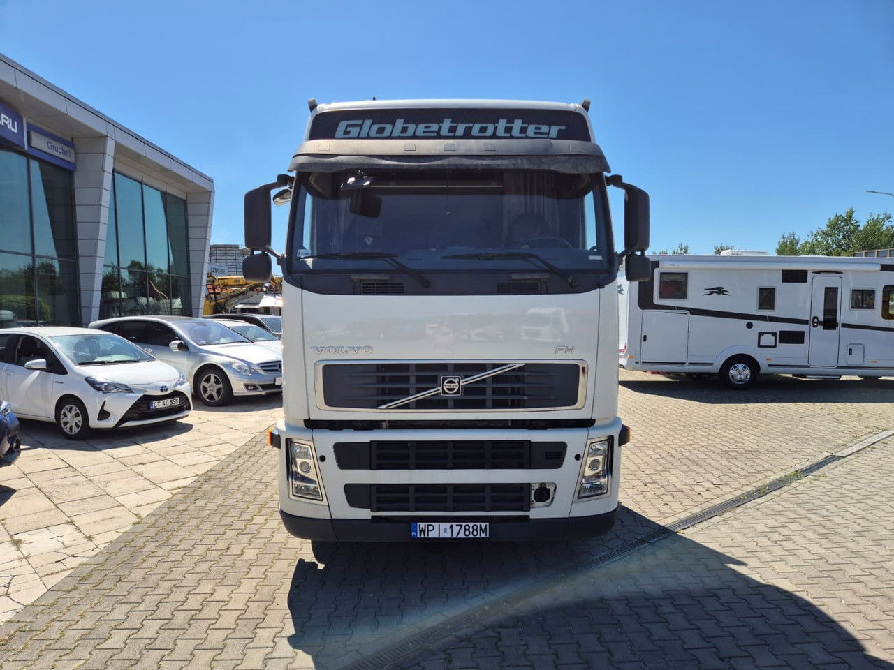 Volvo FM 420 1 Owner / Cheap/ After service - משאית צד נופל/ שטוחה: תמונה 3 Volvo FM 420 1 Owner / Cheap/ After service - משאית צד נופל/ שטוחה: תמונה 3