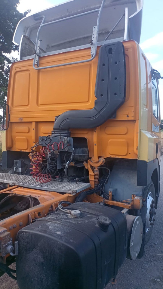 DAF CF 85.430 4x2 tractor unit - euro 2 - manual ZF - יחידת טרקטור: תמונה 4 DAF CF 85.430 4x2 tractor unit - euro 2 - manual ZF - יחידת טרקטור: תמונה 4