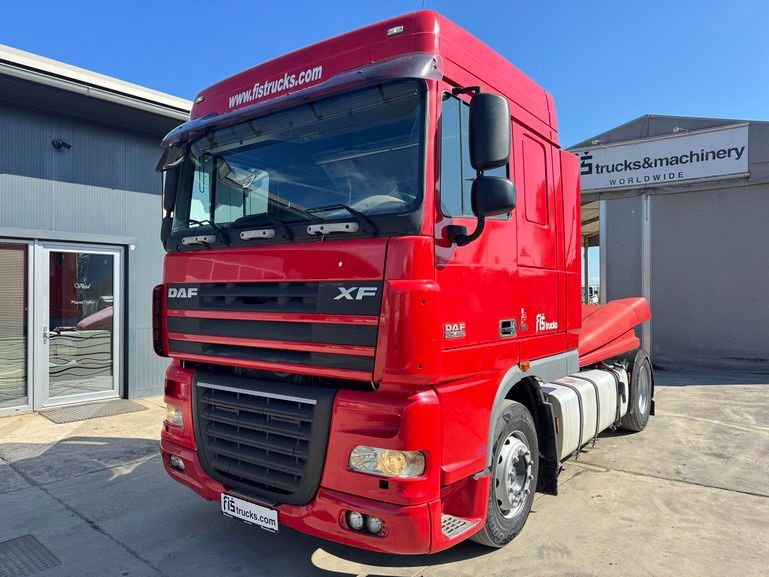 DAF XF 105.460 4x2 tractor unit - tipp. hydr. - יחידת טרקטור: תמונה 1 DAF XF 105.460 4x2 tractor unit - tipp. hydr. - יחידת טרקטור: תמונה 1