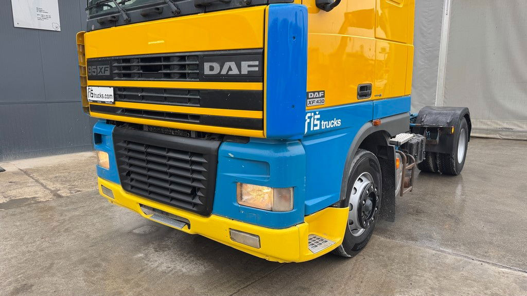 DAF XF 95.430 4x2 tractor unit - euro 3 - יחידת טרקטור: תמונה 2 DAF XF 95.430 4x2 tractor unit - euro 3 - יחידת טרקטור: תמונה 2