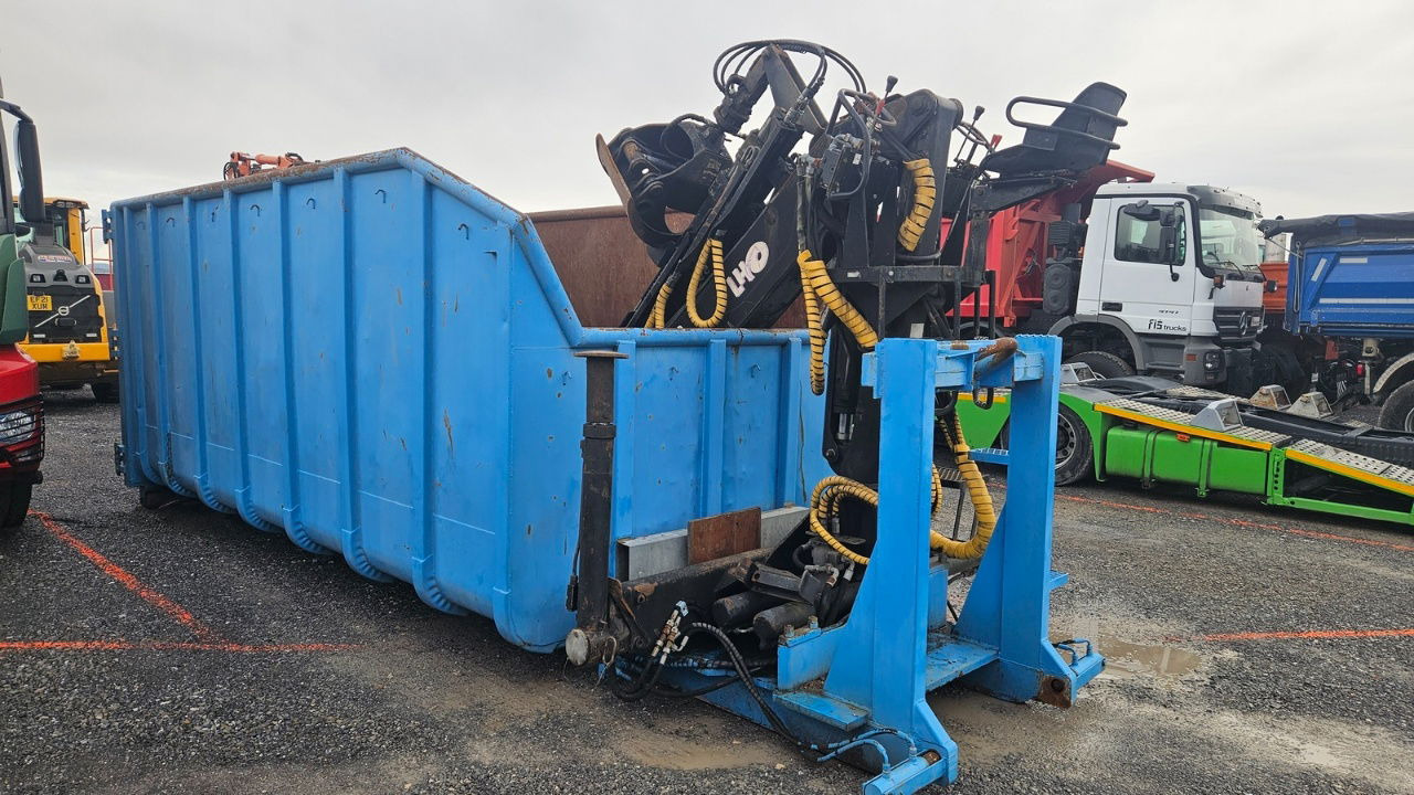 Diversen Container + Crane LIV N 11.79 NP + 2X Scissors - מכולת גלגול: תמונה 2 Diversen Container + Crane LIV N 11.79 NP + 2X Scissors - מכולת גלגול: תמונה 2