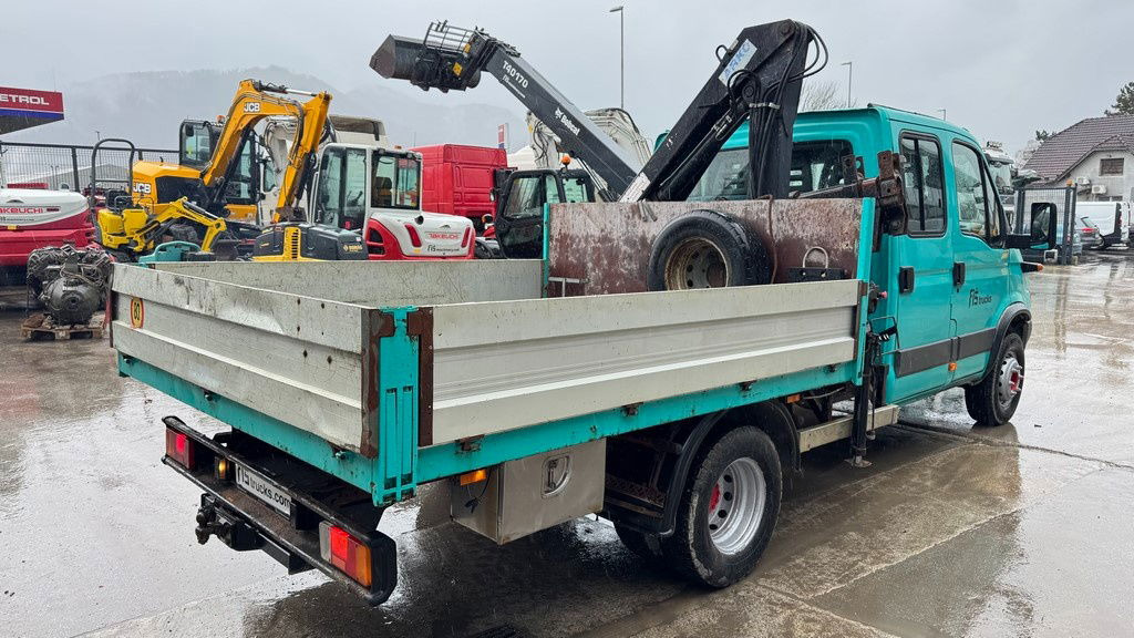 Iveco Daily 65 C15 stake body - Hiab 045-3 - 7.5M - כלי רכב מסחרי במיטה שטוחה: תמונה 4 Iveco Daily 65 C15 stake body - Hiab 045-3 - 7.5M - כלי רכב מסחרי במיטה שטוחה: תמונה 4