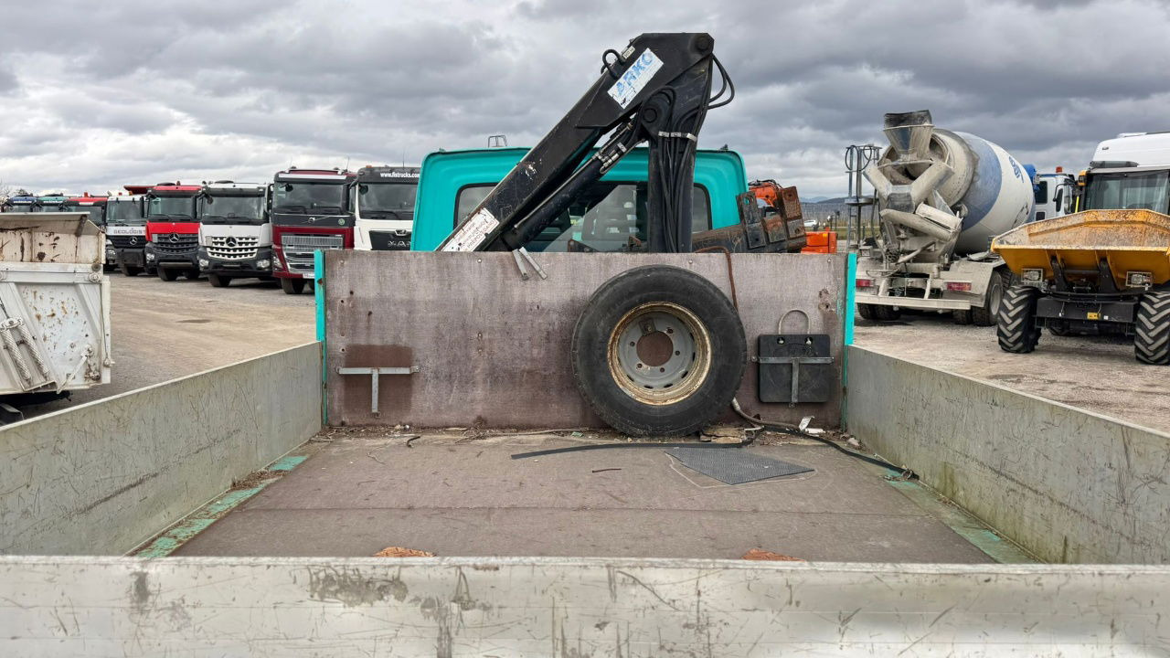 Iveco Daily 65 C15 stake body - Hiab 045-3 - 7.5M - מכונות אחרות: תמונה 4 Iveco Daily 65 C15 stake body - Hiab 045-3 - 7.5M - מכונות אחרות: תמונה 4