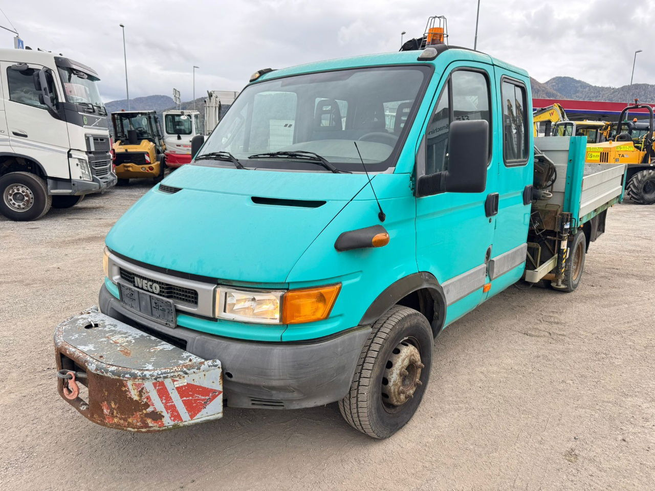 Iveco Daily 65 C15 stake body - Hiab 045-3 - 7.5M - מכונות אחרות: תמונה 1 Iveco Daily 65 C15 stake body - Hiab 045-3 - 7.5M - מכונות אחרות: תמונה 1