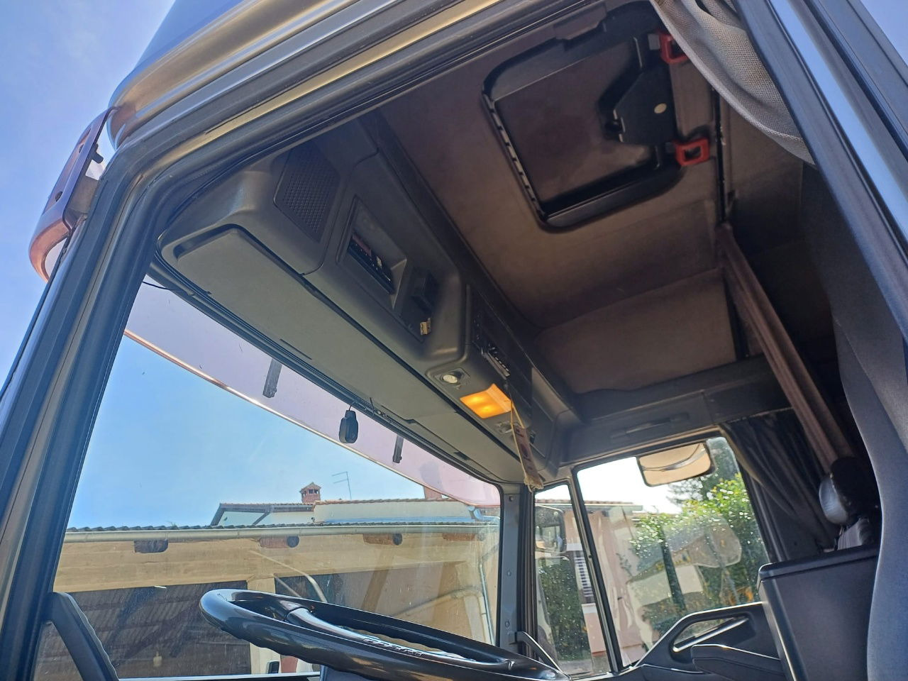 Iveco Eurotech 440E42 4X2 tractor unit - Perfect - יחידת טרקטור: תמונה 5 Iveco Eurotech 440E42 4X2 tractor unit - Perfect - יחידת טרקטור: תמונה 5