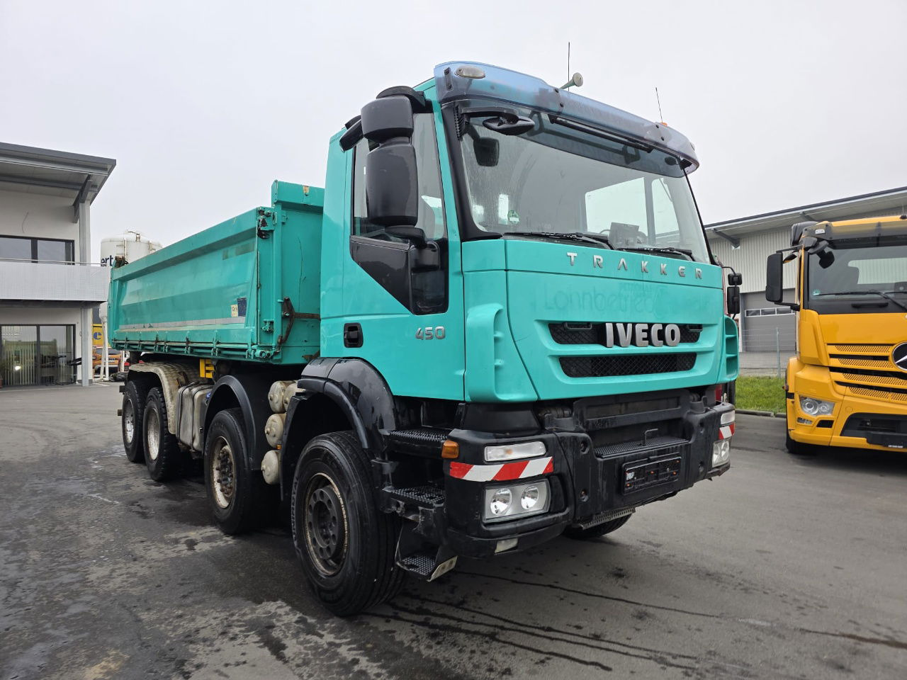 Iveco Trakker AD340T45 8x4 bordmatic tipper - retarder - מזהיר: תמונה 3 Iveco Trakker AD340T45 8x4 bordmatic tipper - retarder - מזהיר: תמונה 3