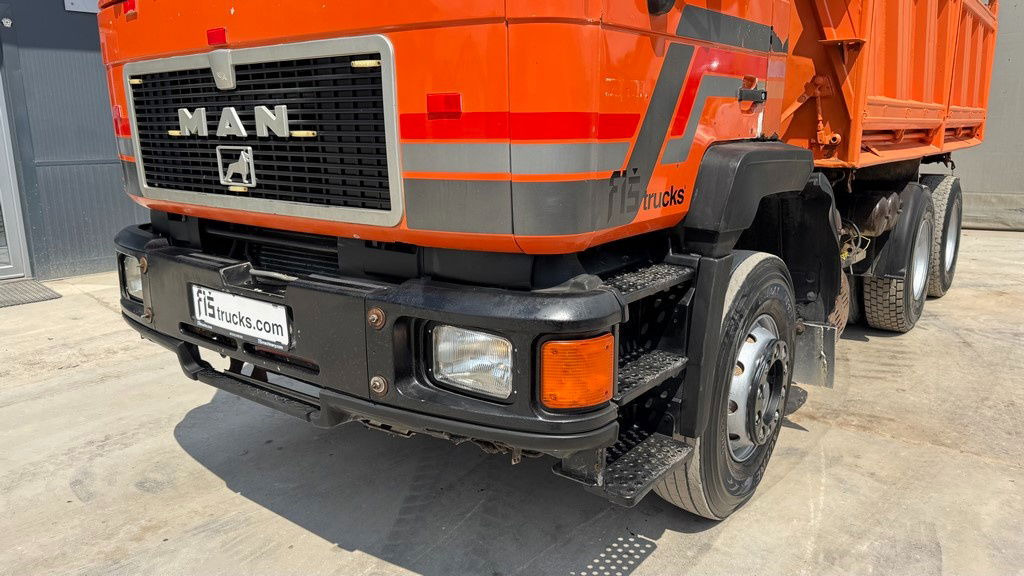 MAN 26.372 6x4 meiller tipper - מזהיר: תמונה 2 MAN 26.372 6x4 meiller tipper - מזהיר: תמונה 2