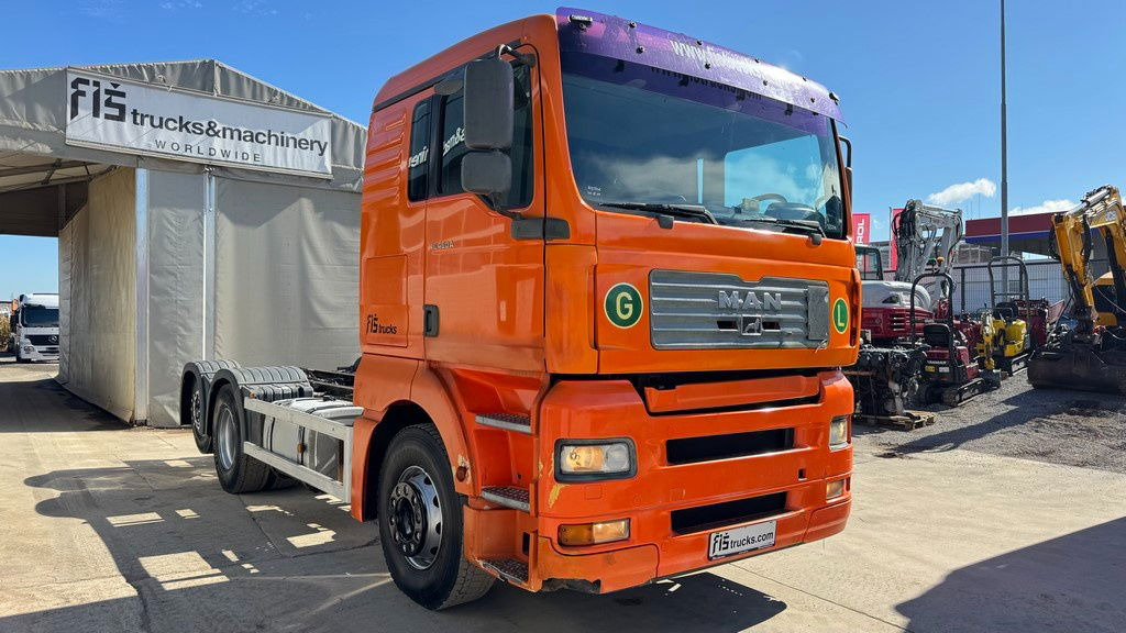 MAN TGA 26.460 6X2 chassis - lifitng axle - משאית עם שלדת תא: תמונה 3 MAN TGA 26.460 6X2 chassis - lifitng axle - משאית עם שלדת תא: תמונה 3