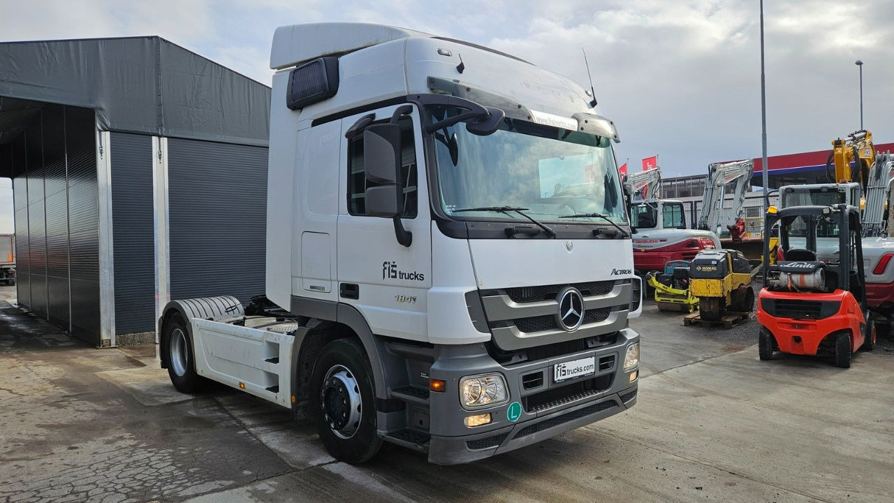 Mercedes-Benz Actros 1841 4x2 tractor unit - retarder - יחידת טרקטור: תמונה 3 Mercedes-Benz Actros 1841 4x2 tractor unit - retarder - יחידת טרקטור: תמונה 3
