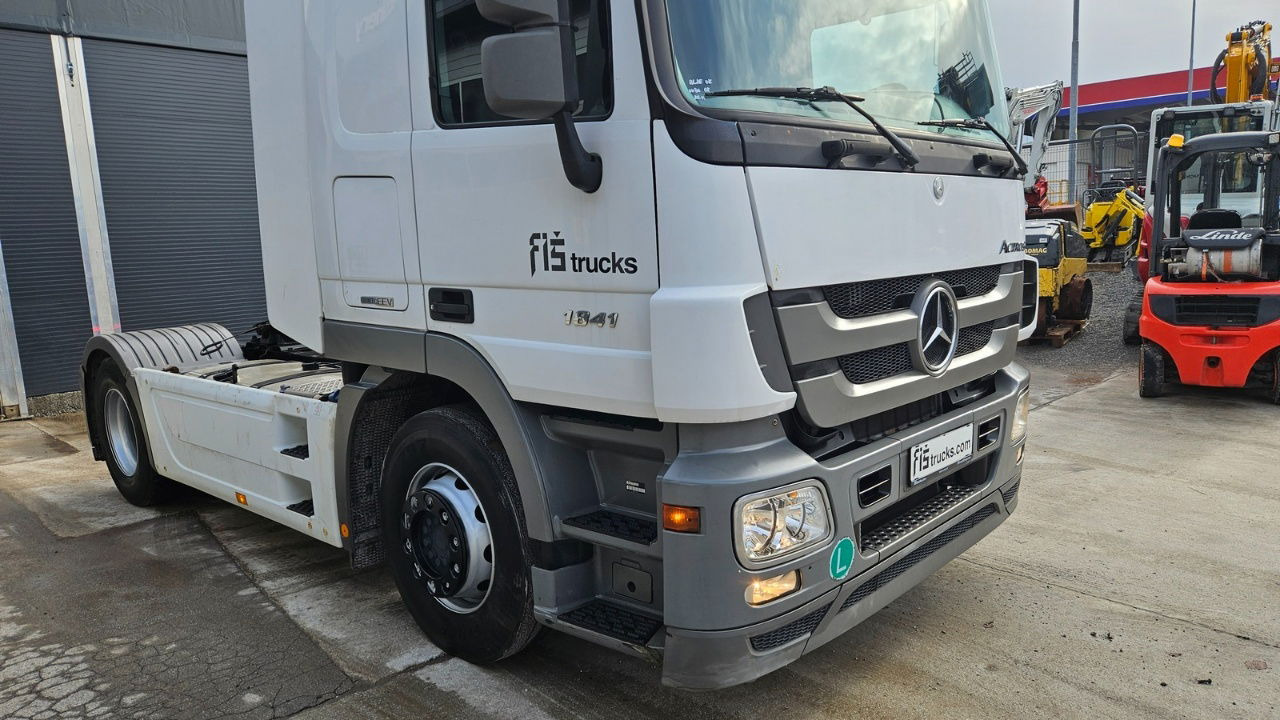 Mercedes-Benz Actros 1841 4x2 tractor unit - retarder - יחידת טרקטור: תמונה 4 Mercedes-Benz Actros 1841 4x2 tractor unit - retarder - יחידת טרקטור: תמונה 4