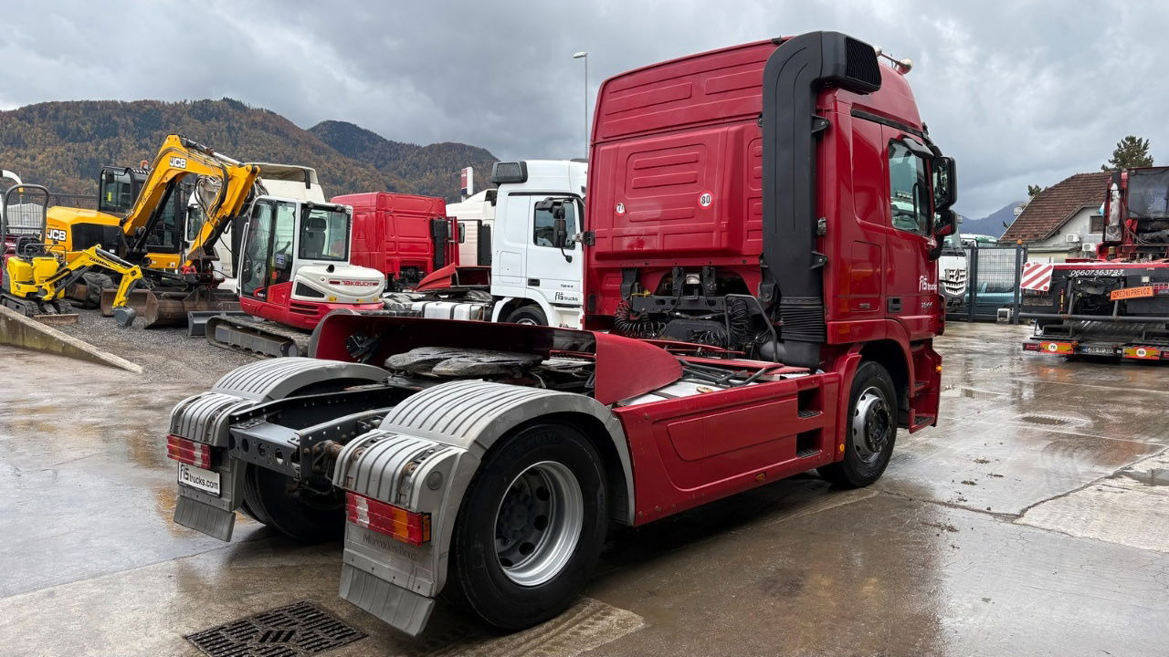 Mercedes-Benz Actros 1844 4x2 tractor unit - retarder - יחידת טרקטור: תמונה 3 Mercedes-Benz Actros 1844 4x2 tractor unit - retarder - יחידת טרקטור: תמונה 3