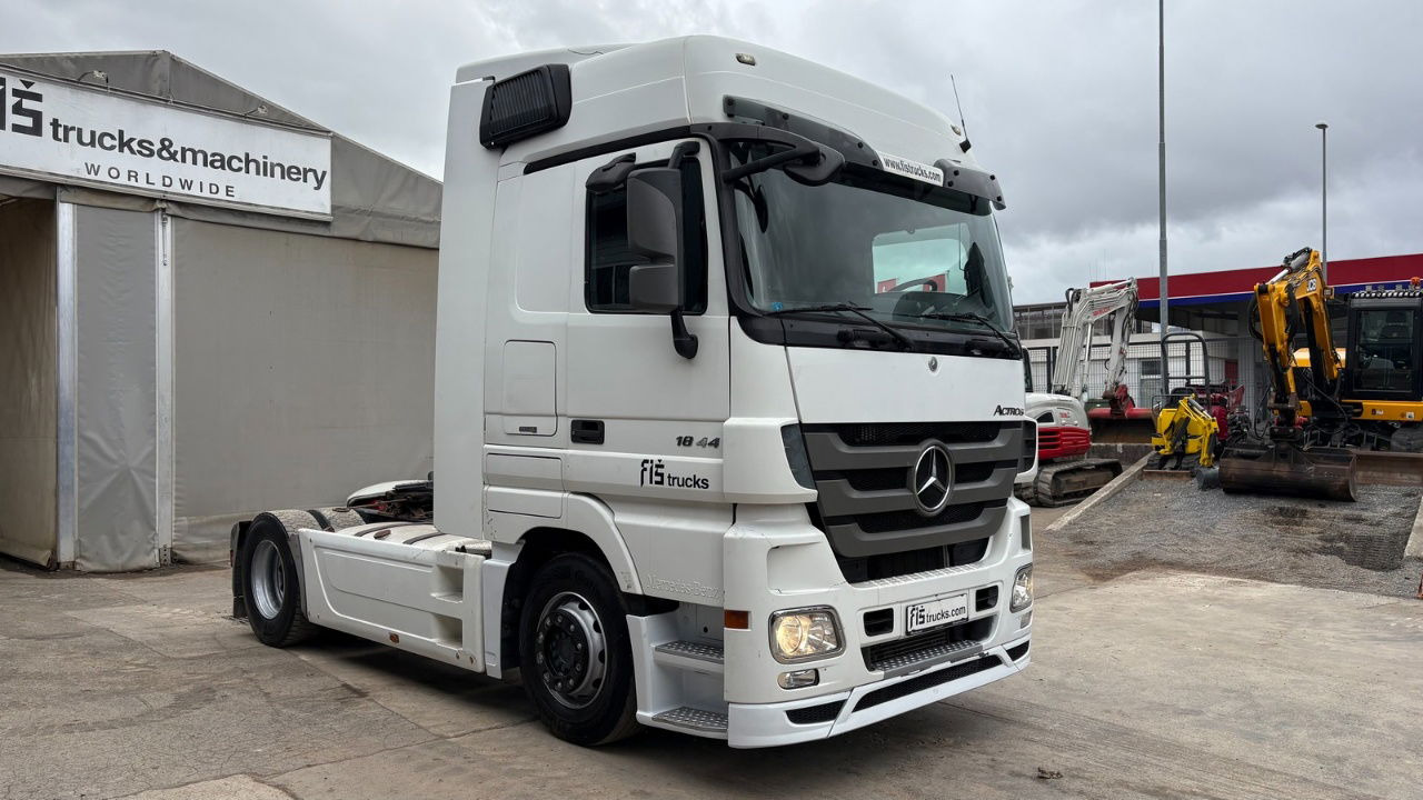Mercedes-Benz Actros 1844 4x2 - tractor unit - retarder - יחידת טרקטור: תמונה 2 Mercedes-Benz Actros 1844 4x2 - tractor unit - retarder - יחידת טרקטור: תמונה 2