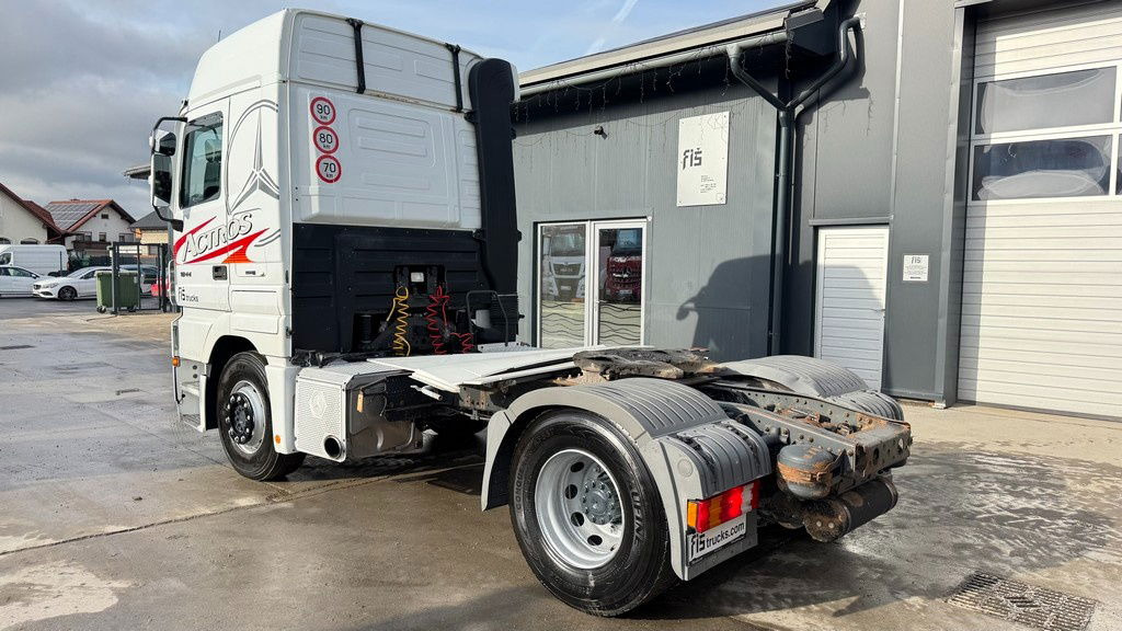 Mercedes-Benz Actros 1844 LS 4x2 tractor unit - clutch - יחידת טרקטור: תמונה 4 Mercedes-Benz Actros 1844 LS 4x2 tractor unit - clutch - יחידת טרקטור: תמונה 4