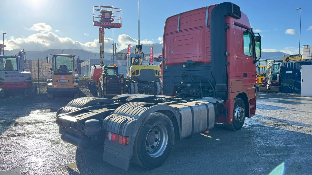 Mercedes-Benz Actros 1844 LS 4x2 tractor unit - retarder - יחידת טרקטור: תמונה 4 Mercedes-Benz Actros 1844 LS 4x2 tractor unit - retarder - יחידת טרקטור: תמונה 4
