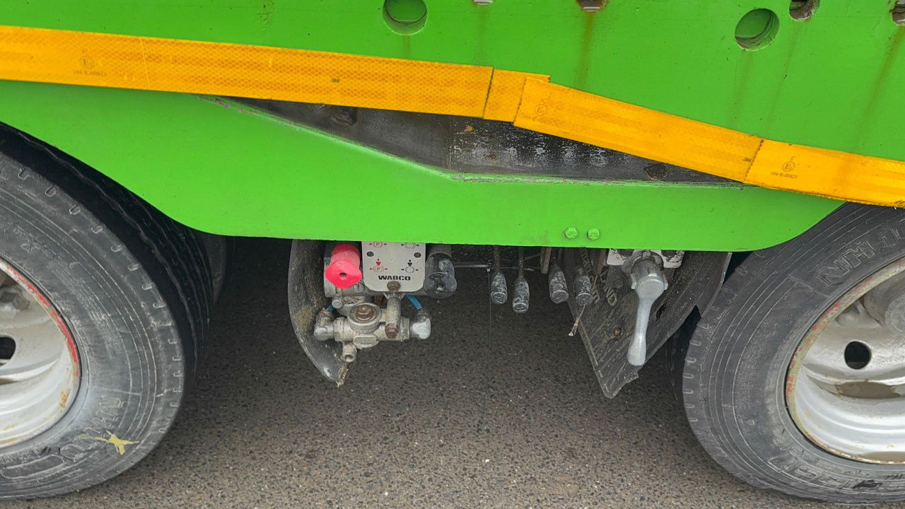 הַחכָּרָה Mercedes-Benz Actros 1846 4x2 LKW transporter + Boerner trailer Mercedes-Benz Actros 1846 4x2 LKW transporter + Boerner trailer: תמונה 11 הַחכָּרָה Mercedes-Benz Actros 1846 4x2 LKW transporter + Boerner trailer Mercedes-Benz Actros 1846 4x2 LKW transporter + Boerner trailer: תמונה 11