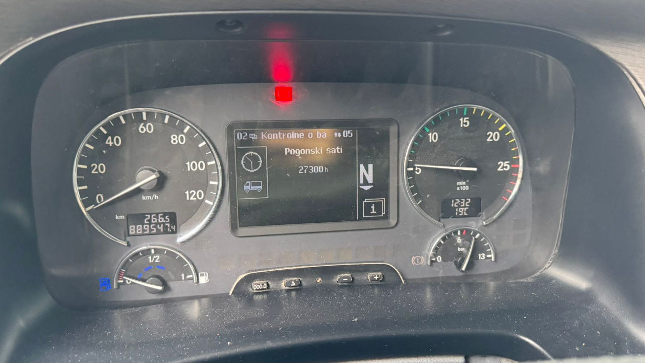 הַחכָּרָה Mercedes-Benz Actros 1846 4x2 LKW transporter + Boerner trailer Mercedes-Benz Actros 1846 4x2 LKW transporter + Boerner trailer: תמונה 22 הַחכָּרָה Mercedes-Benz Actros 1846 4x2 LKW transporter + Boerner trailer Mercedes-Benz Actros 1846 4x2 LKW transporter + Boerner trailer: תמונה 22