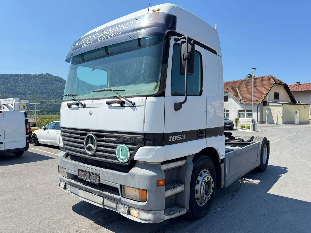 Mercedes-Benz Actros 1853 LS 4x2 tractor unit - retarder - tipp. hydraulics - יחידת טרקטור: תמונה 1 Mercedes-Benz Actros 1853 LS 4x2 tractor unit - retarder - tipp. hydraulics - יחידת טרקטור: תמונה 1