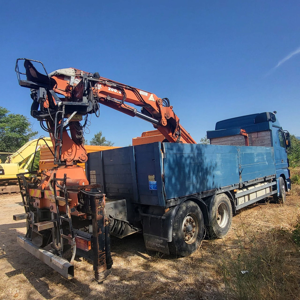 Mercedes-Benz Actros 2546 L 6x2 stake body - crane Atlas 200.2 - משאית צד נופל/ שטוחה, משאית מנוף: תמונה 3 Mercedes-Benz Actros 2546 L 6x2 stake body - crane Atlas 200.2 - משאית צד נופל/ שטוחה, משאית מנוף: תמונה 3