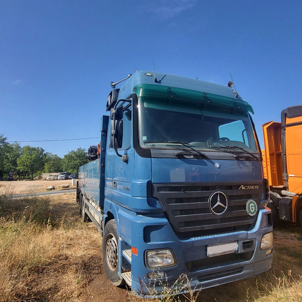 Mercedes-Benz Actros 2546 L 6x2 stake body - crane Atlas 200.2 - משאית צד נופל/ שטוחה, משאית מנוף: תמונה 2 Mercedes-Benz Actros 2546 L 6x2 stake body - crane Atlas 200.2 - משאית צד נופל/ שטוחה, משאית מנוף: תמונה 2