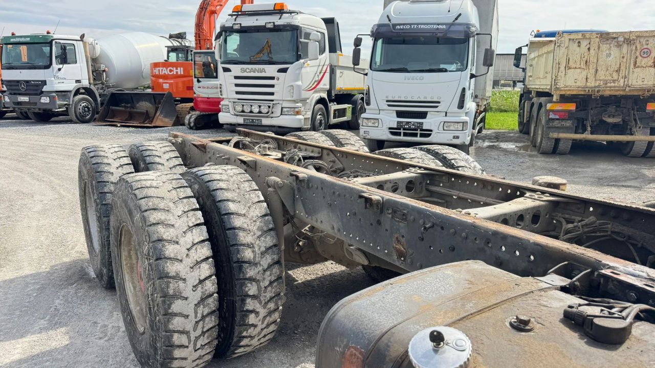 Mercedes-Benz Actros 2631 6x4 chassis - spring - משאית עם שלדת תא: תמונה 4 Mercedes-Benz Actros 2631 6x4 chassis - spring - משאית עם שלדת תא: תמונה 4