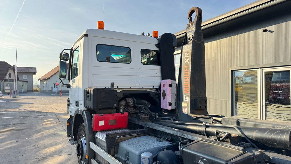 מוביל מכולות/ משאית החלפת גוף Mercedes-Benz Actros 2641 6x4 hiab abroll tipper - spring complete: תמונה 7