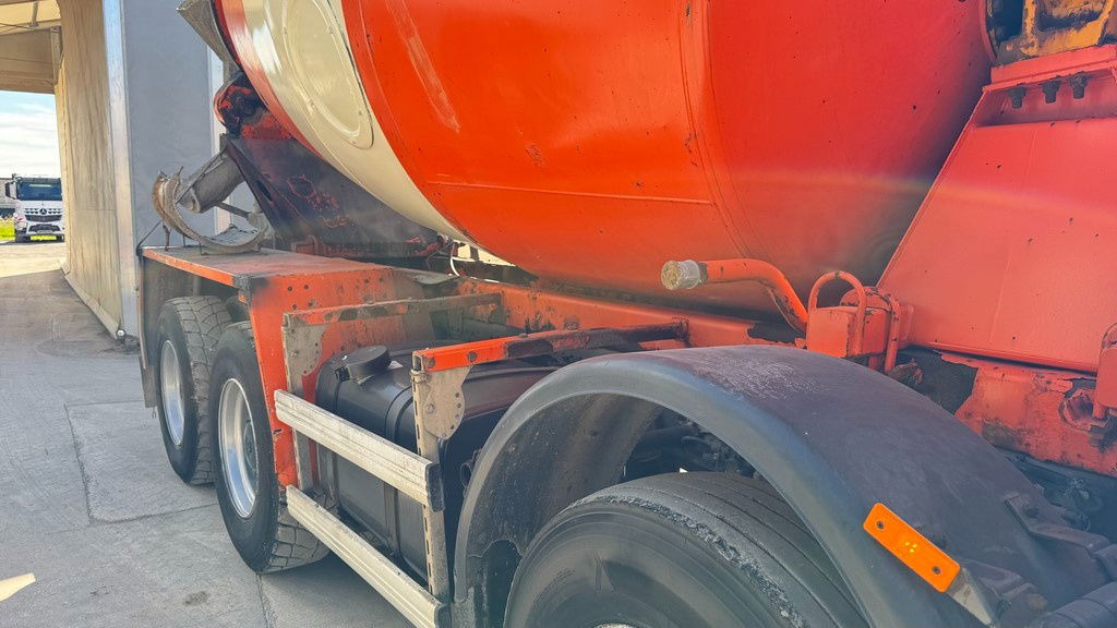 Mercedes-Benz Actros 3241 8x4 mixer 9m3 - משאית מערבלת בטון: תמונה 4 Mercedes-Benz Actros 3241 8x4 mixer 9m3 - משאית מערבלת בטון: תמונה 4