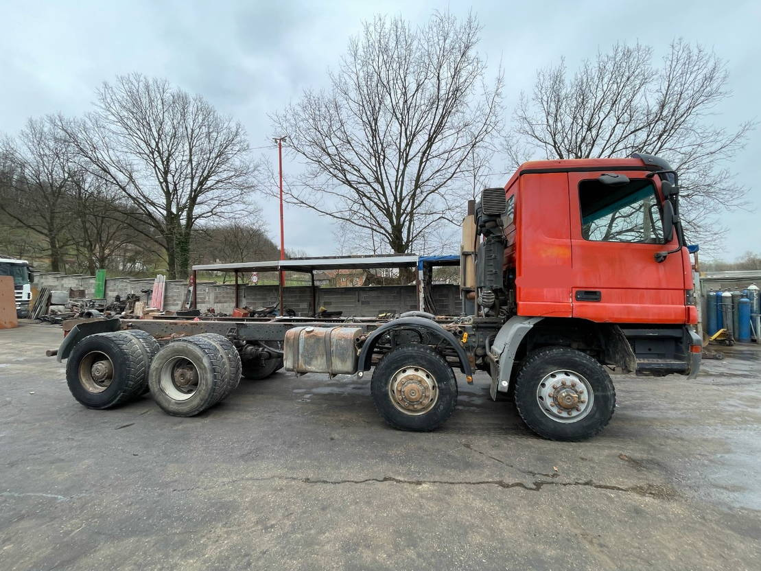 Mercedes-Benz Actros 4143 8x8 chassis - big axle - משאית עם שלדת תא: תמונה 4 Mercedes-Benz Actros 4143 8x8 chassis - big axle - משאית עם שלדת תא: תמונה 4