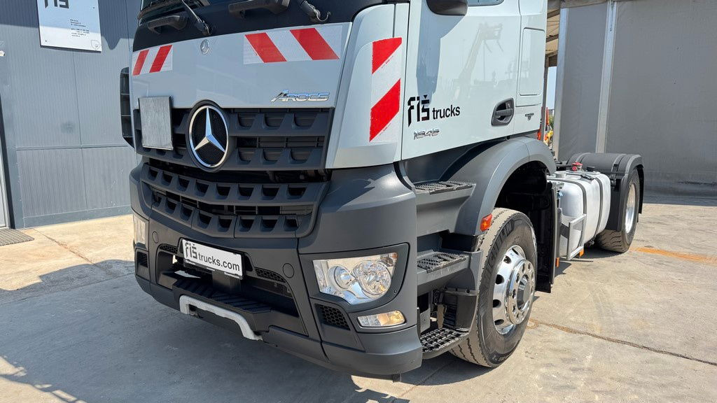 Mercedes-Benz Arocs 1845 HAD 4X4 tractor unit - tipper hydraulics - retarder - יחידת טרקטור: תמונה 2 Mercedes-Benz Arocs 1845 HAD 4X4 tractor unit - tipper hydraulics - retarder - יחידת טרקטור: תמונה 2