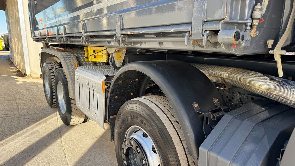 Mercedes-Benz Arocs 4148 8X4 meiller tipper - bordmatic - מזהיר: תמונה 4 Mercedes-Benz Arocs 4148 8X4 meiller tipper - bordmatic - מזהיר: תמונה 4