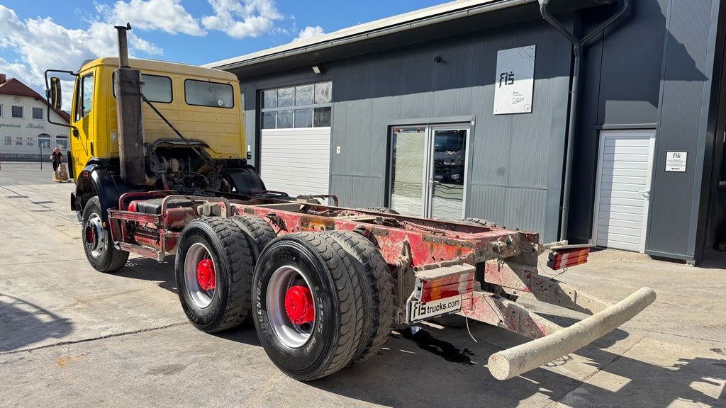 Mercedes-Benz SK 2627 6x4 chassis - V6 - full spring - משאית עם שלדת תא: תמונה 5 Mercedes-Benz SK 2627 6x4 chassis - V6 - full spring - משאית עם שלדת תא: תמונה 5