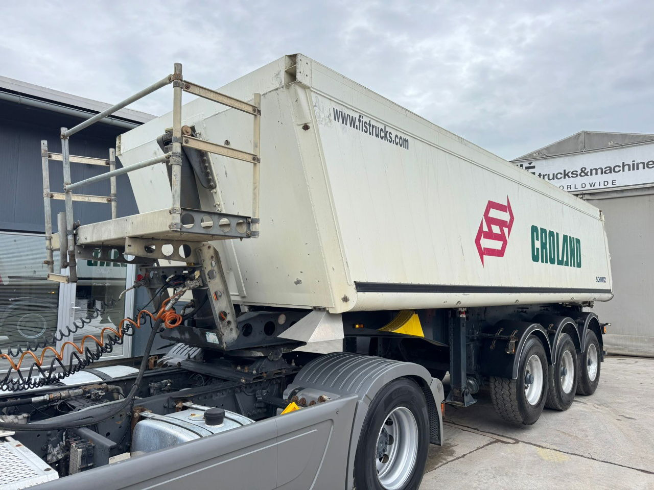 Schmitz Cargobull SKI 24 Tipper Trailer - סמיטריילר עם מזהיר: תמונה 1 Schmitz Cargobull SKI 24 Tipper Trailer - סמיטריילר עם מזהיר: תמונה 1