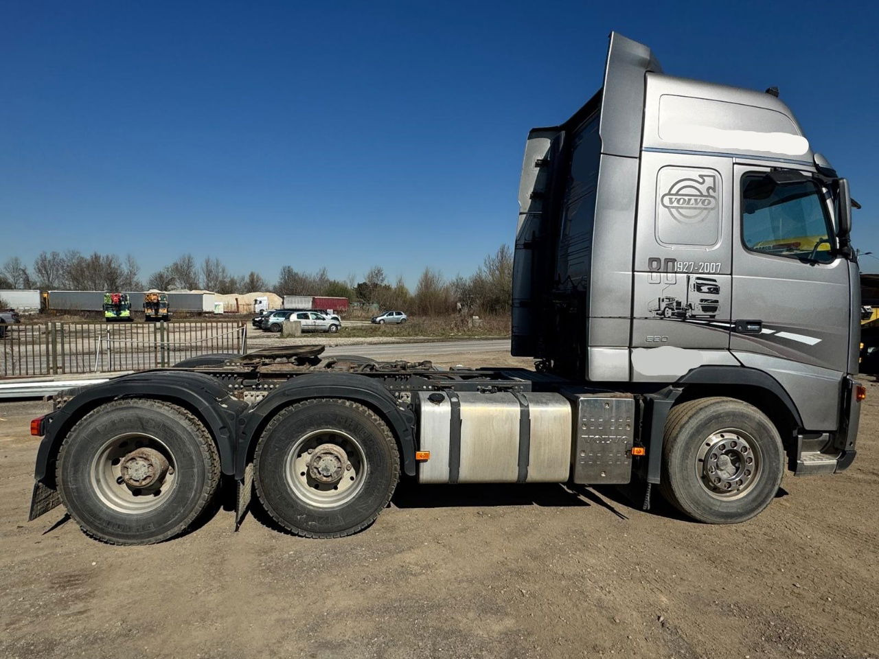 Volvo FH 16 580 6x4 tractor unit - euro 4 - יחידת טרקטור: תמונה 2 Volvo FH 16 580 6x4 tractor unit - euro 4 - יחידת טרקטור: תמונה 2