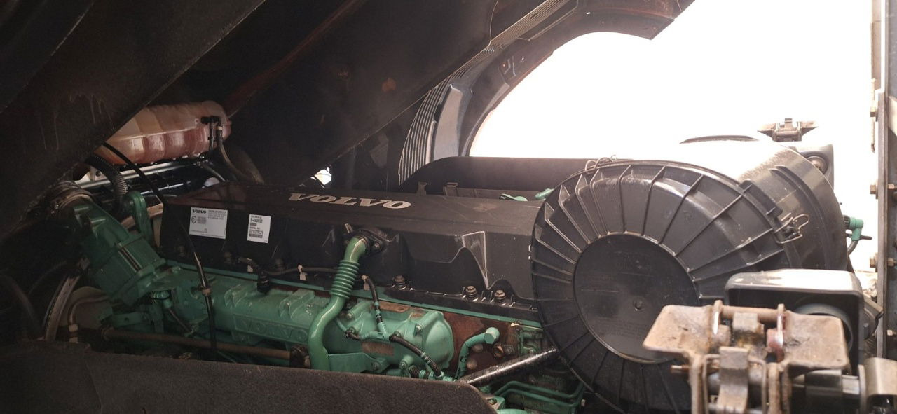 הַחכָּרָה  Volvo FH 500 6x4 forest truck - Epsilon 110Z - scissors Volvo FH 500 6x4 forest truck - Epsilon 110Z - scissors: תמונה 11