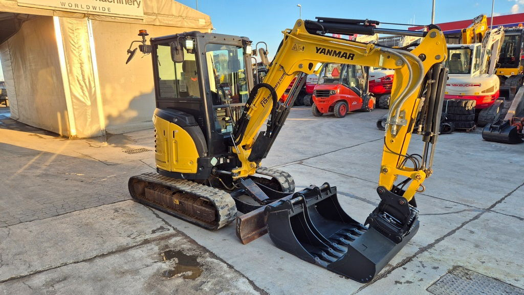 Yanmar VIO33-6 - Powertilt - 3X NEW Buckets - 2020 - מיני מחפר: תמונה 2 Yanmar VIO33-6 - Powertilt - 3X NEW Buckets - 2020 - מיני מחפר: תמונה 2