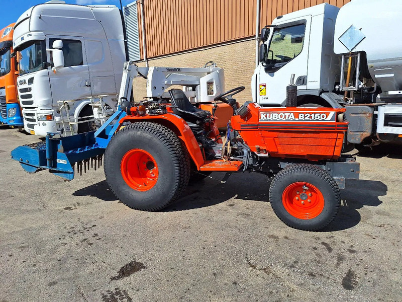 Kubota B2150 - טרקטור גרירה: תמונה 1 Kubota B2150 - טרקטור גרירה: תמונה 1
